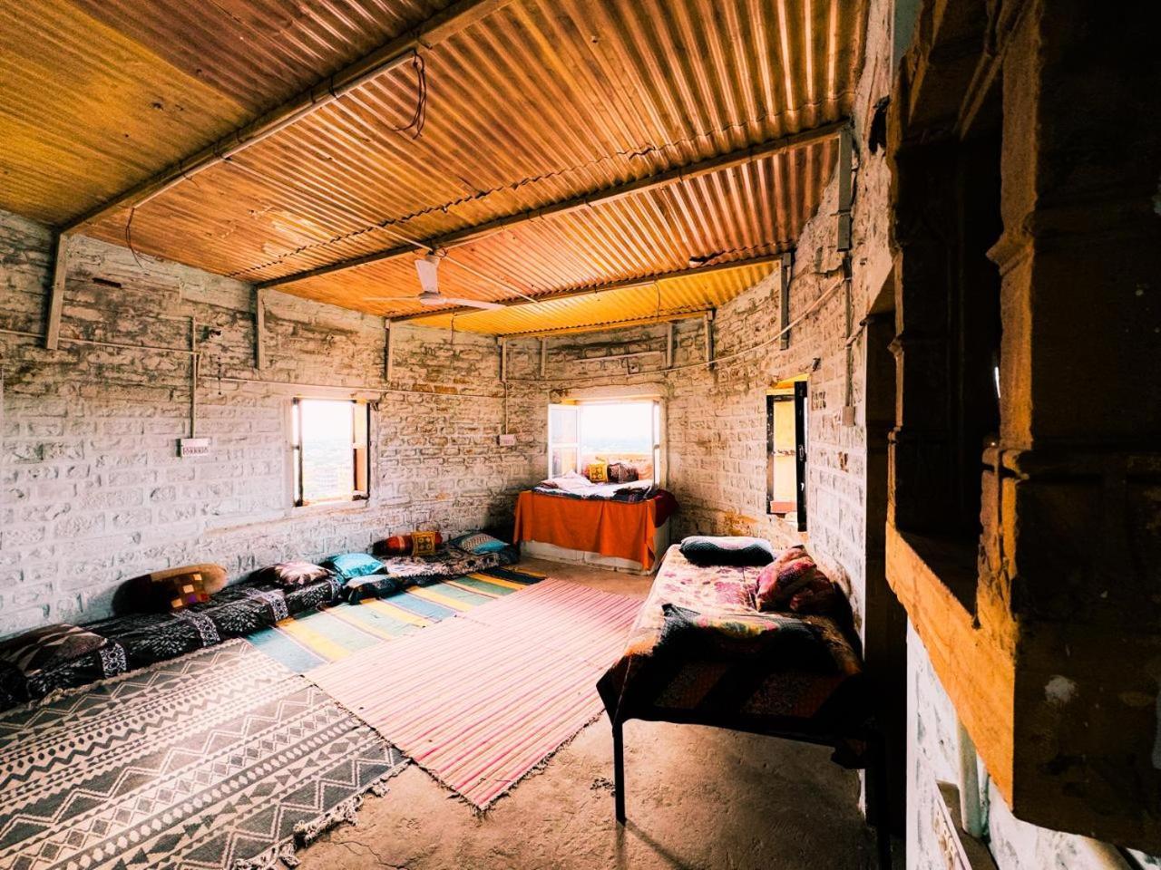 Saffron Guest House Džaisalmér Exteriér fotografie